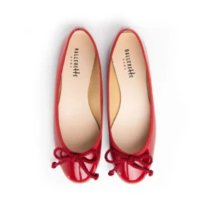 Ballerine rosse in vernice con fiocchetto in cordone