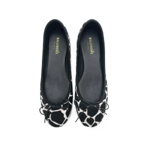 Ballerine animalier in cavallino maculato bianco e nero