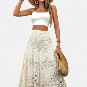 Jupe blanche brodée