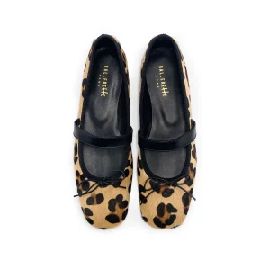 Ballerine animalier maculate con cinturino