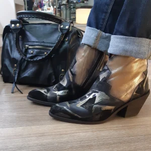 Little La Suite 23535