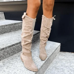 Bottes en daim hautes pour femmes : élégantes, confortables et durables pour une utilisation polyvalente
