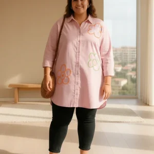 Chemise Éloïse — Rose Fleurs Brodées — Coton Extensible — Made in Italy — 36-50