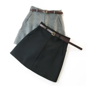 Mini jupe noire années 60