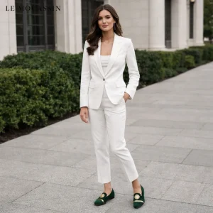 Mocassins De Mariage En Velours Avec Écusson Tigre