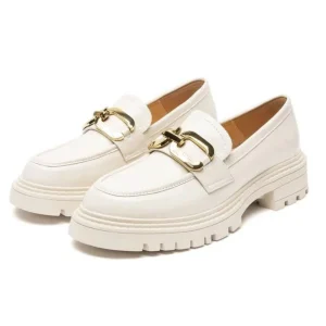 Mocassins Vernis À Semelle Épaisse et Grosse Boucle