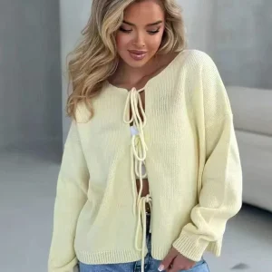 Pull en maille à lacets - décontracté et féminin - MAX FOR ME