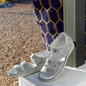 Sandales Orthopédiques Femme ADOUR Blanche à Motifs